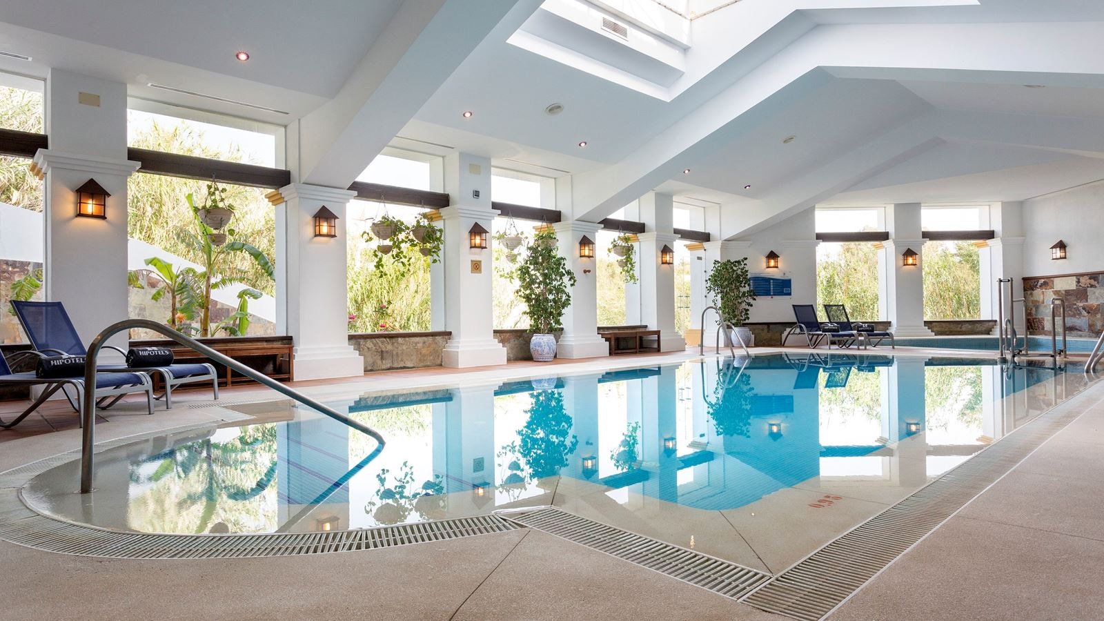 pools-indoor-pool