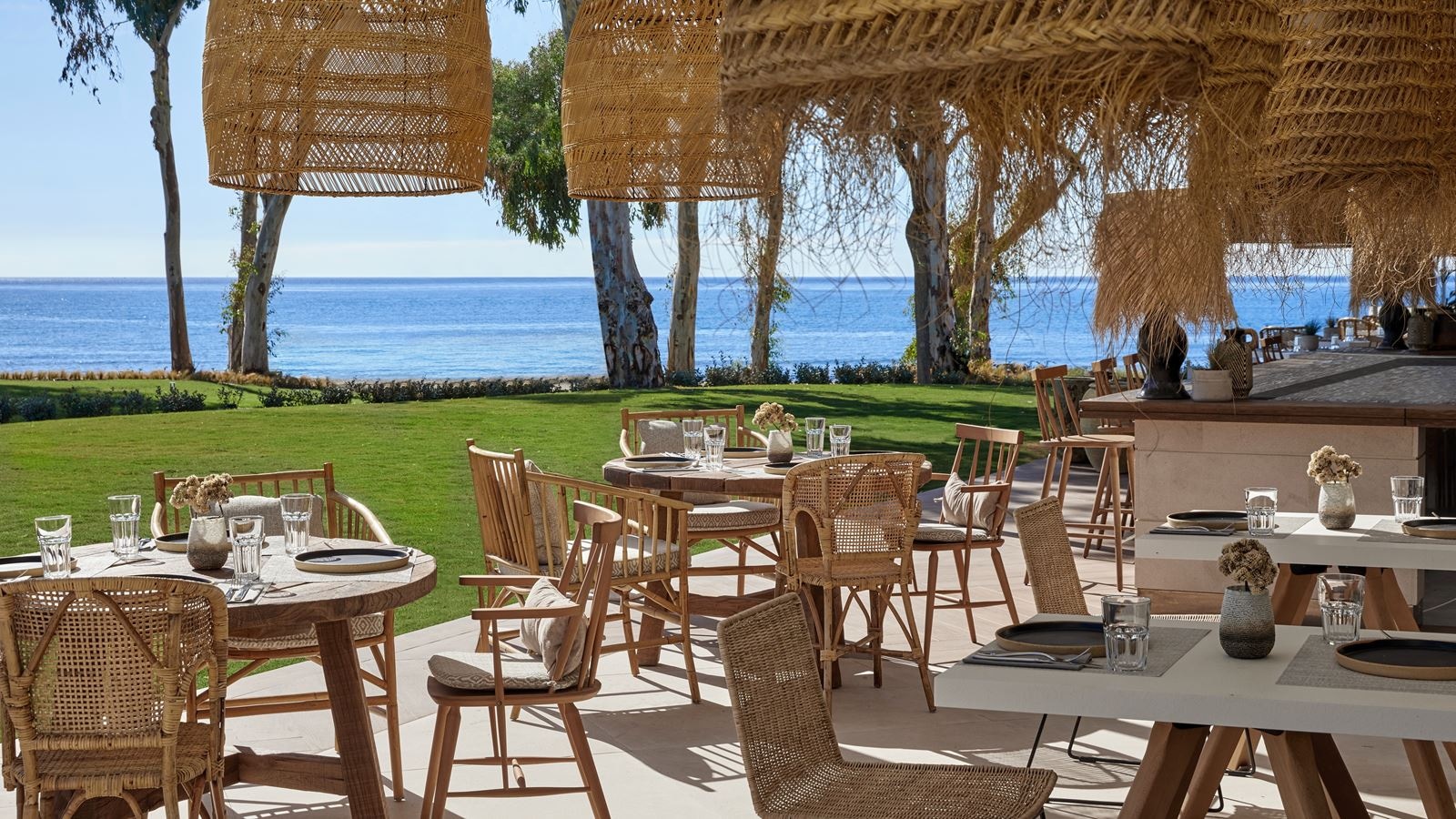 restaurants-beach-club