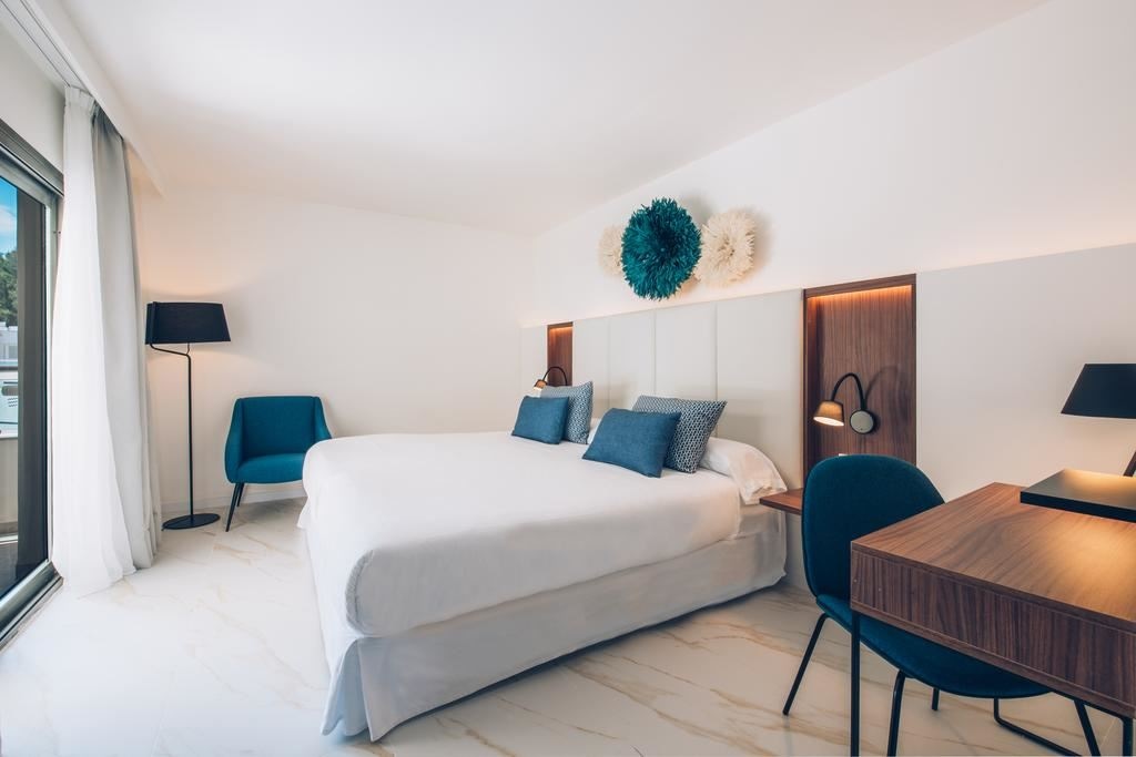 rooms-family-suite-garden-view