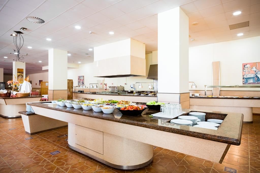 restaurants-restaurants