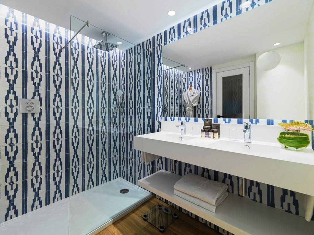 rooms-double-superior-balcony-or-terrace