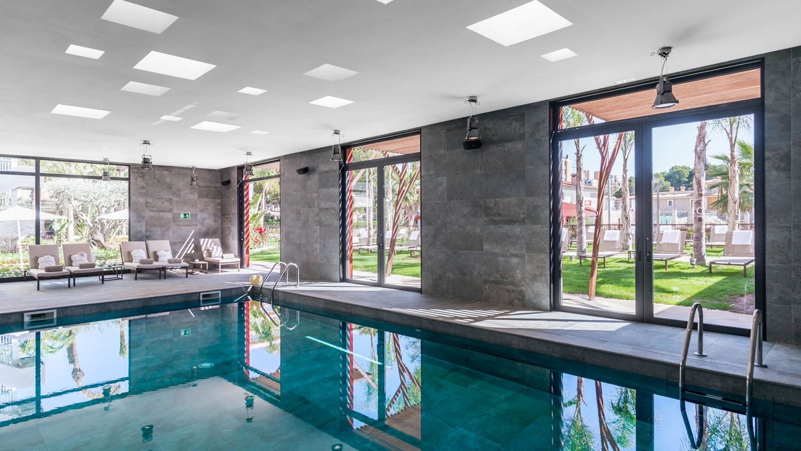 pools-indoor-pool