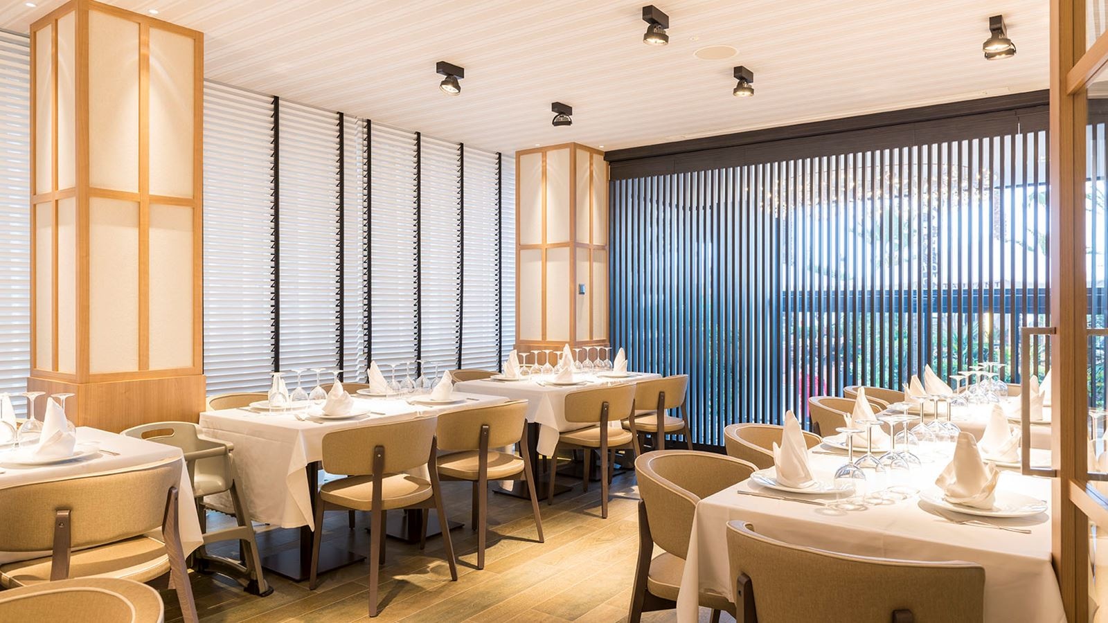 restaurants-main-restaurant