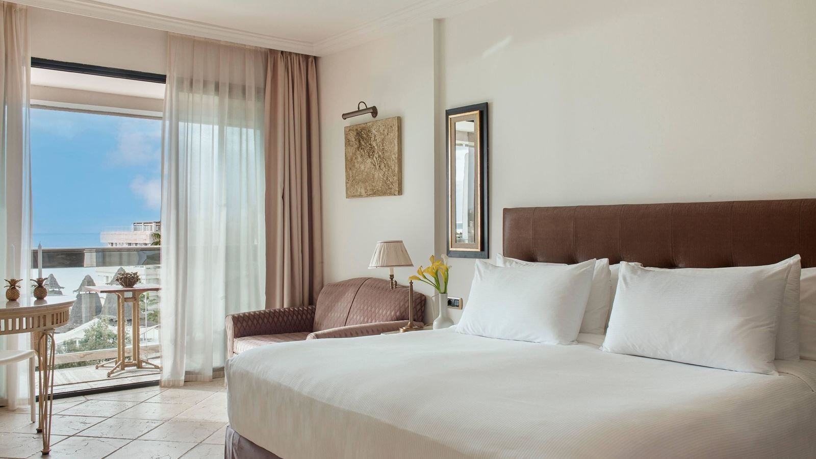 rooms-double-premium-garden-view-balcony-or-terrace