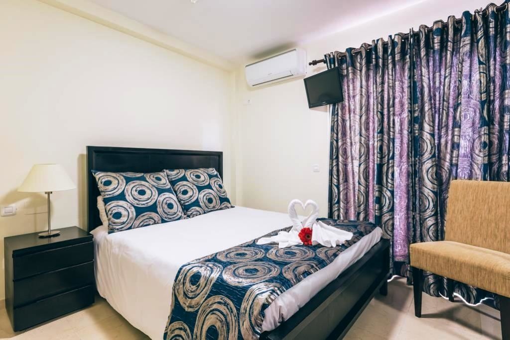 rooms-studio-tos-balcony