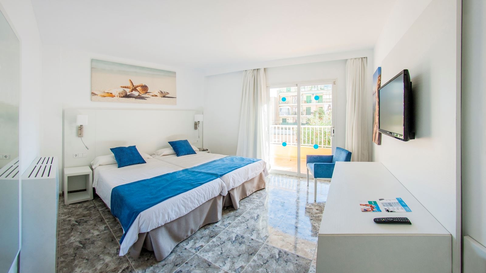 rooms-standard-room-poolview-balcony-or-terrace