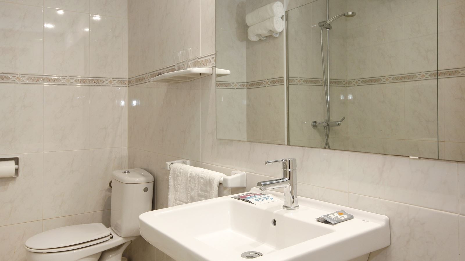 rooms-double-single-use