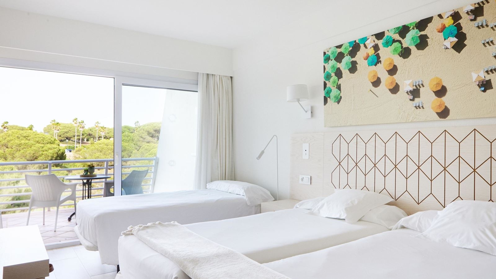 rooms-double-side-sea-view-balcony-or-terrace