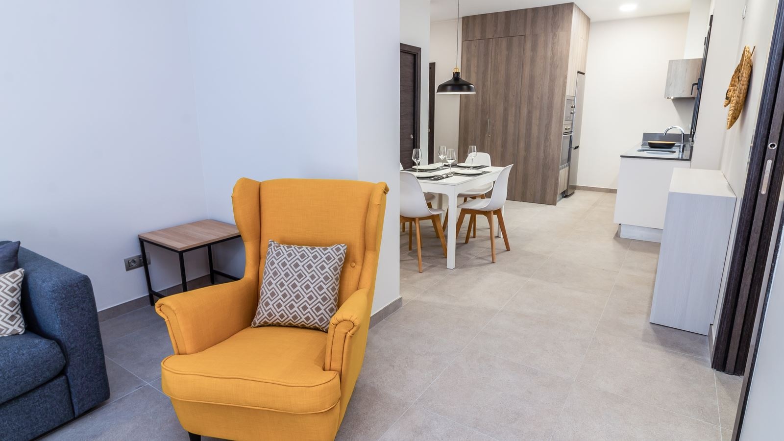 rooms-deluxe-suite-2-bedrooms