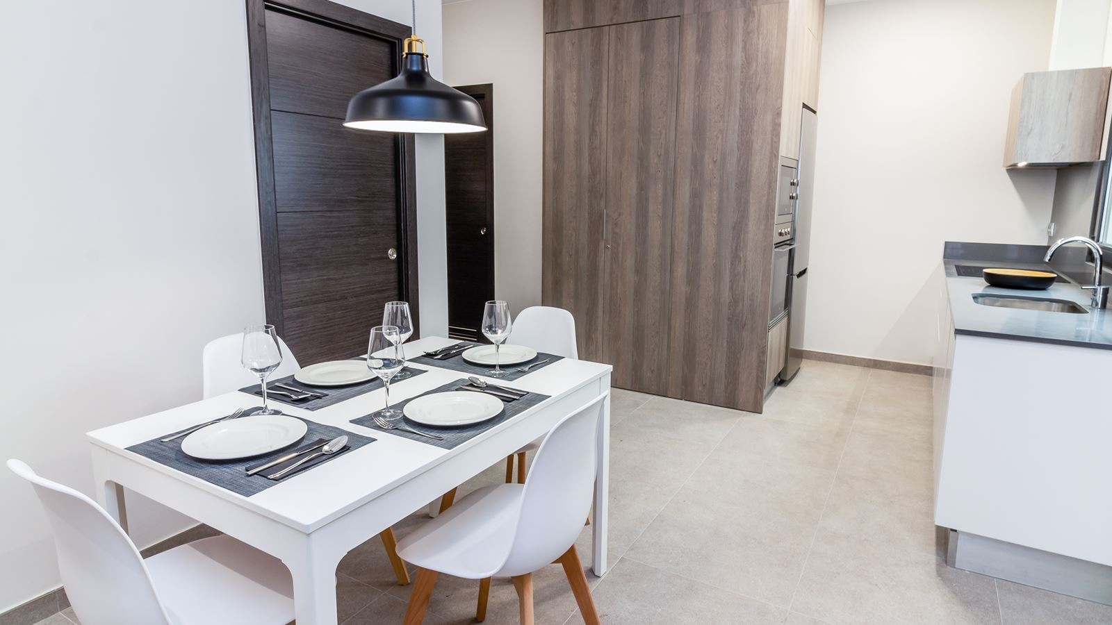 rooms-deluxe-suite-2-bedrooms