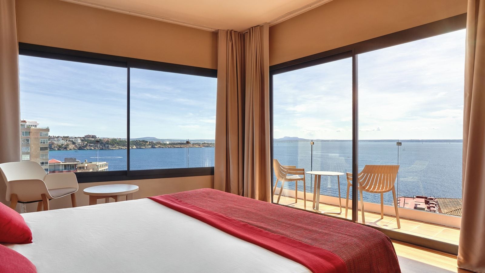 rooms-room-double-balcony-or-terrace