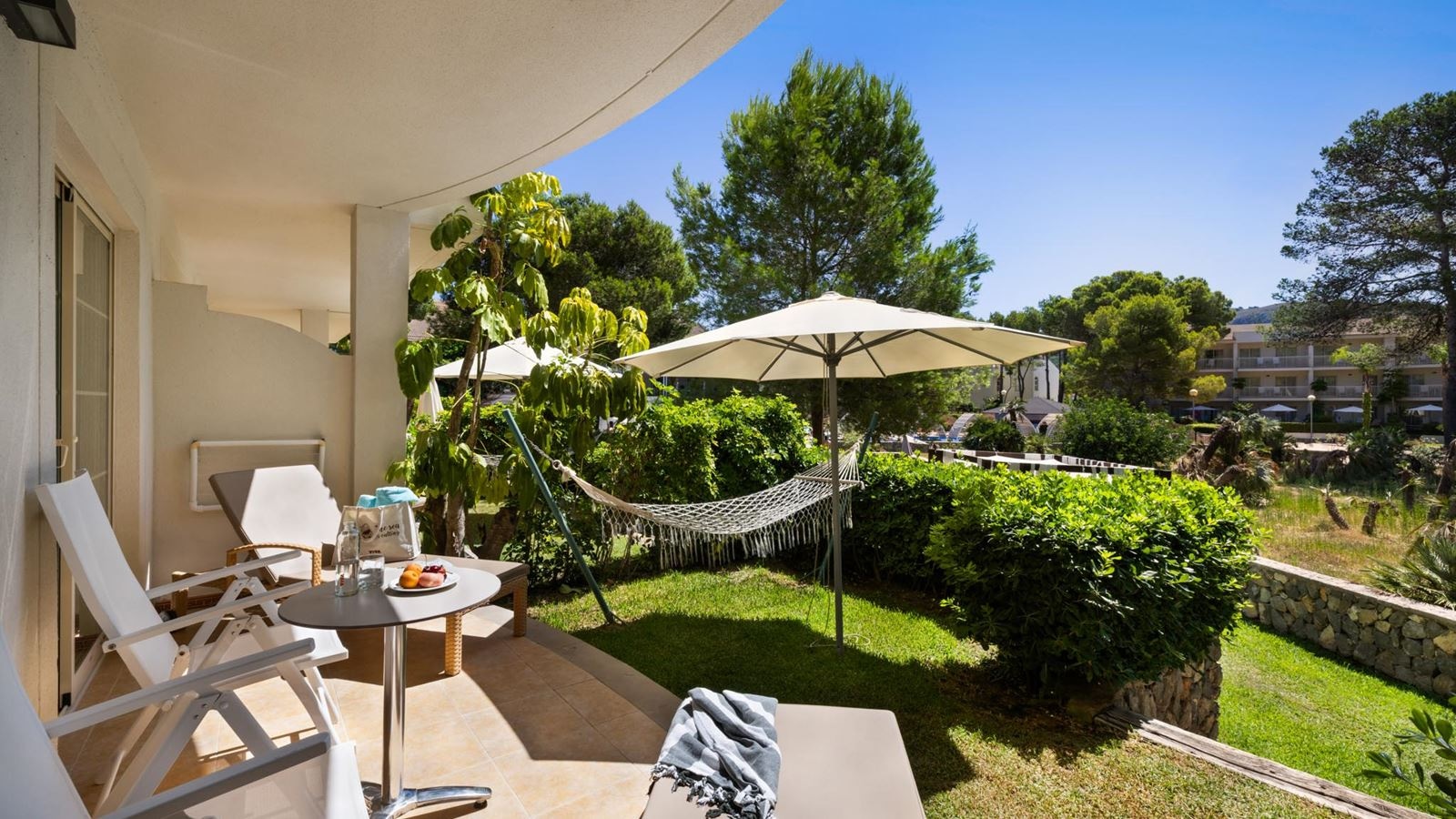 rooms-junior-suite-garden