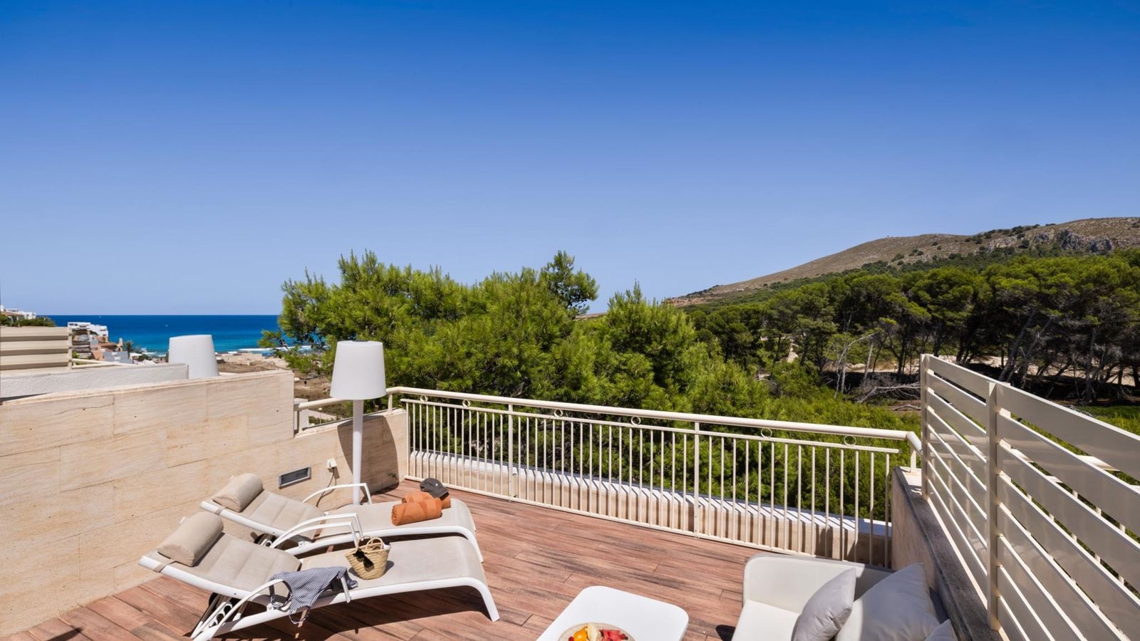 rooms-junior-suite-royal-terrace-selection-club-with-jacuzzi