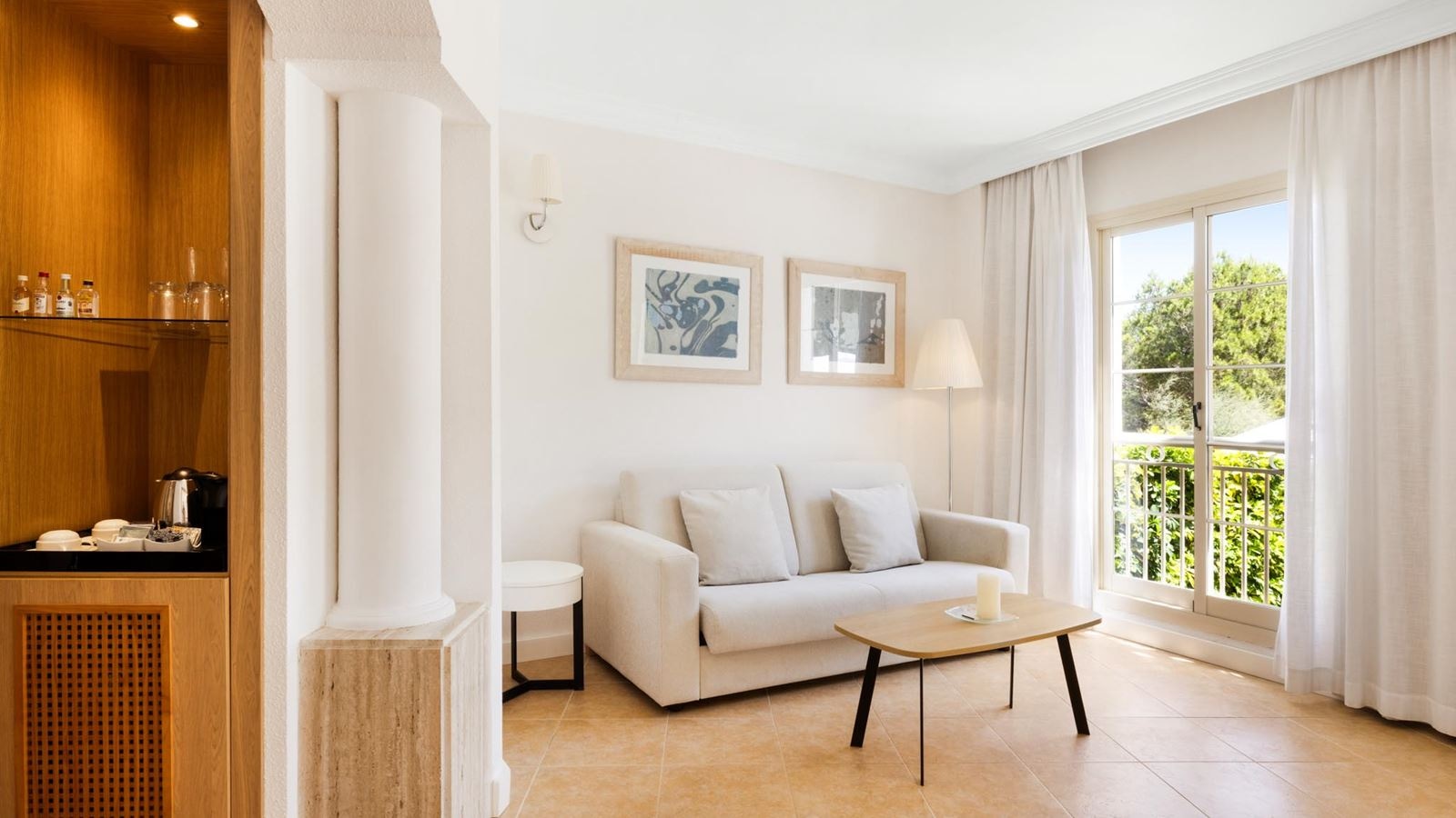 rooms-executive-suite-selection-club