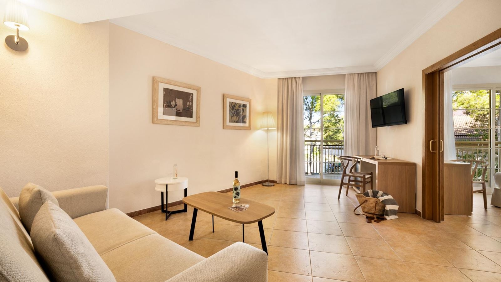 rooms-executive-suite-selection-club