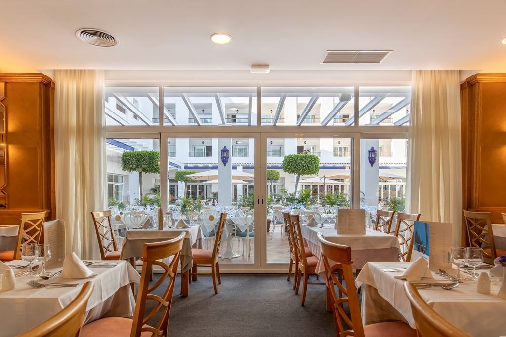 restaurants-restaurants