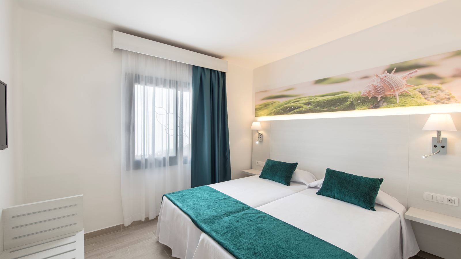 rooms-apartament-superior-2-bedrooms-balcony-or-terrace