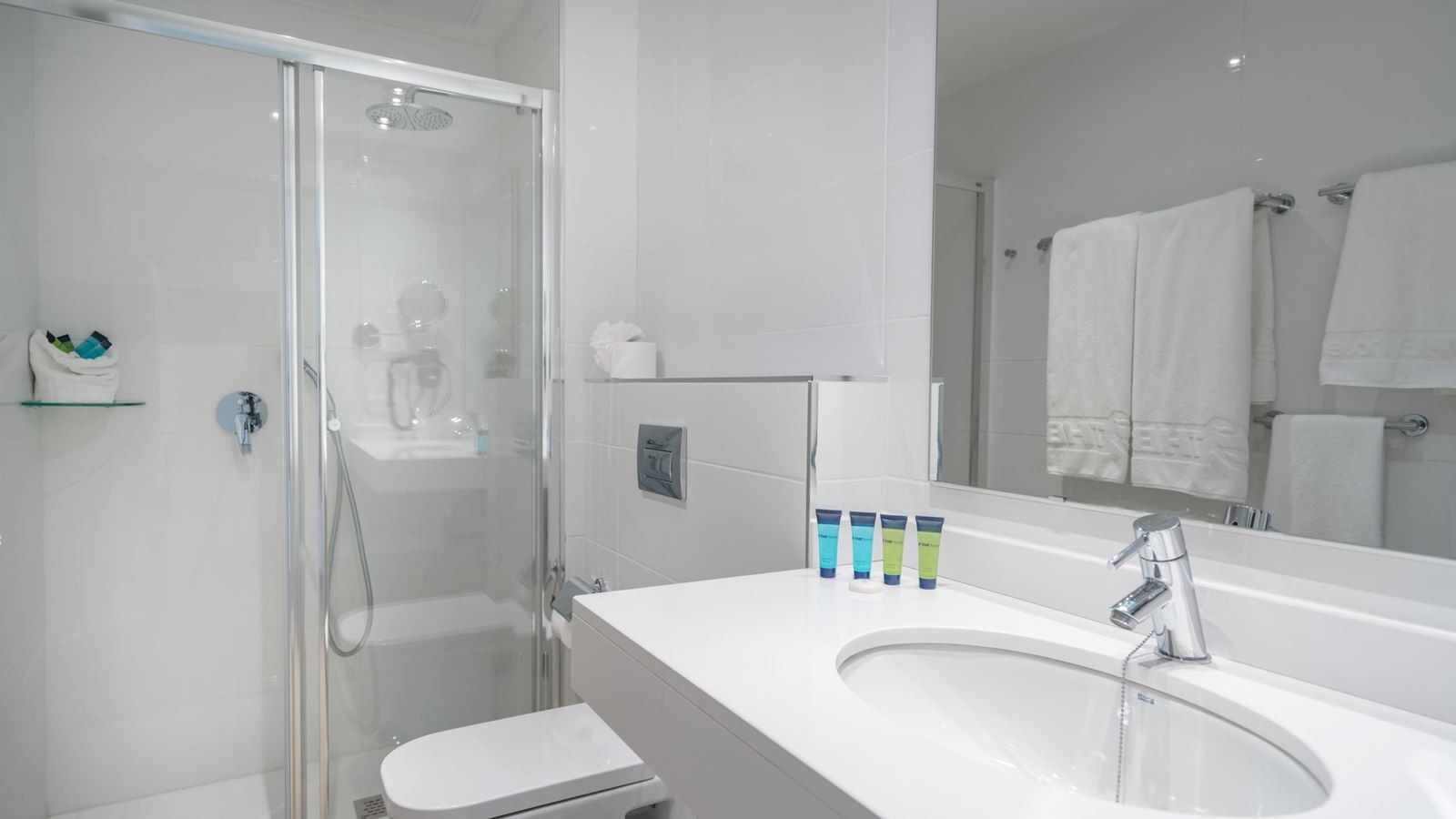 rooms-junior-suite-balcony-or-terrace