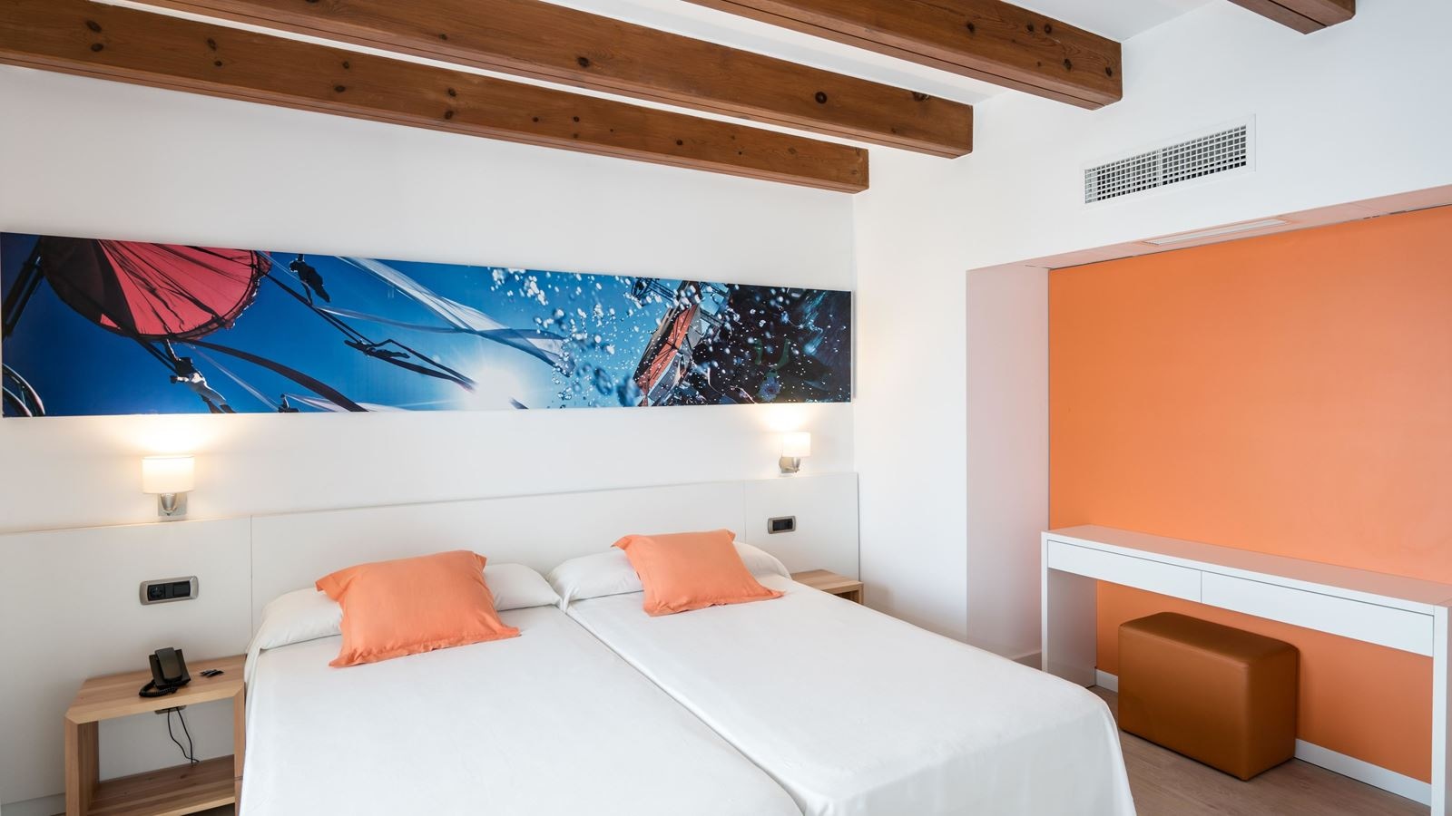 rooms-suite-junior-balcony-or-terrace