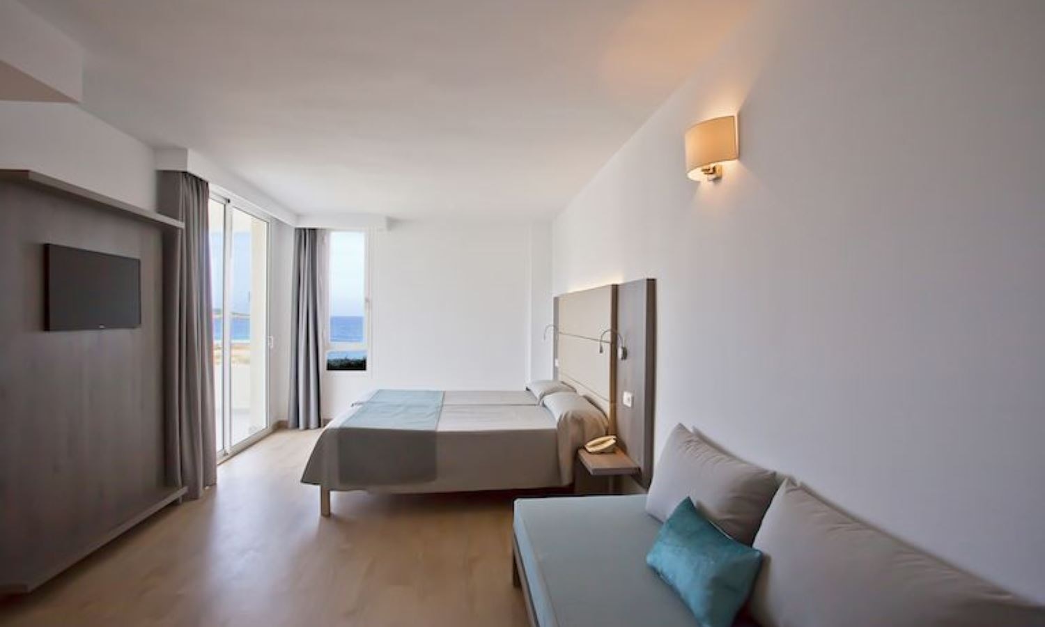 rooms-studio-seaview