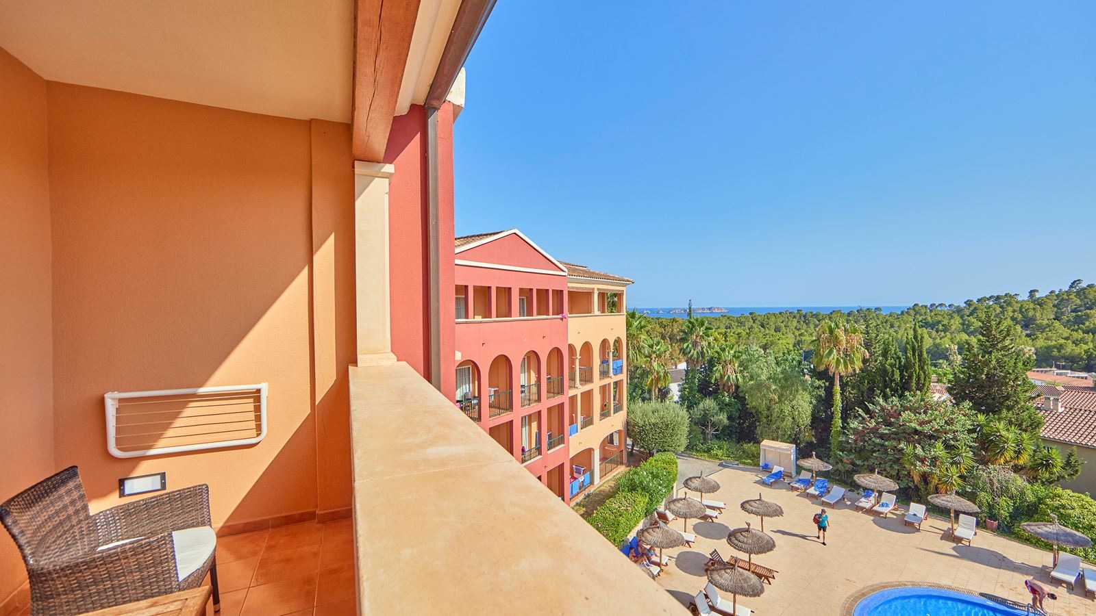 rooms-family-room-pool-view-balcony-or-terrace