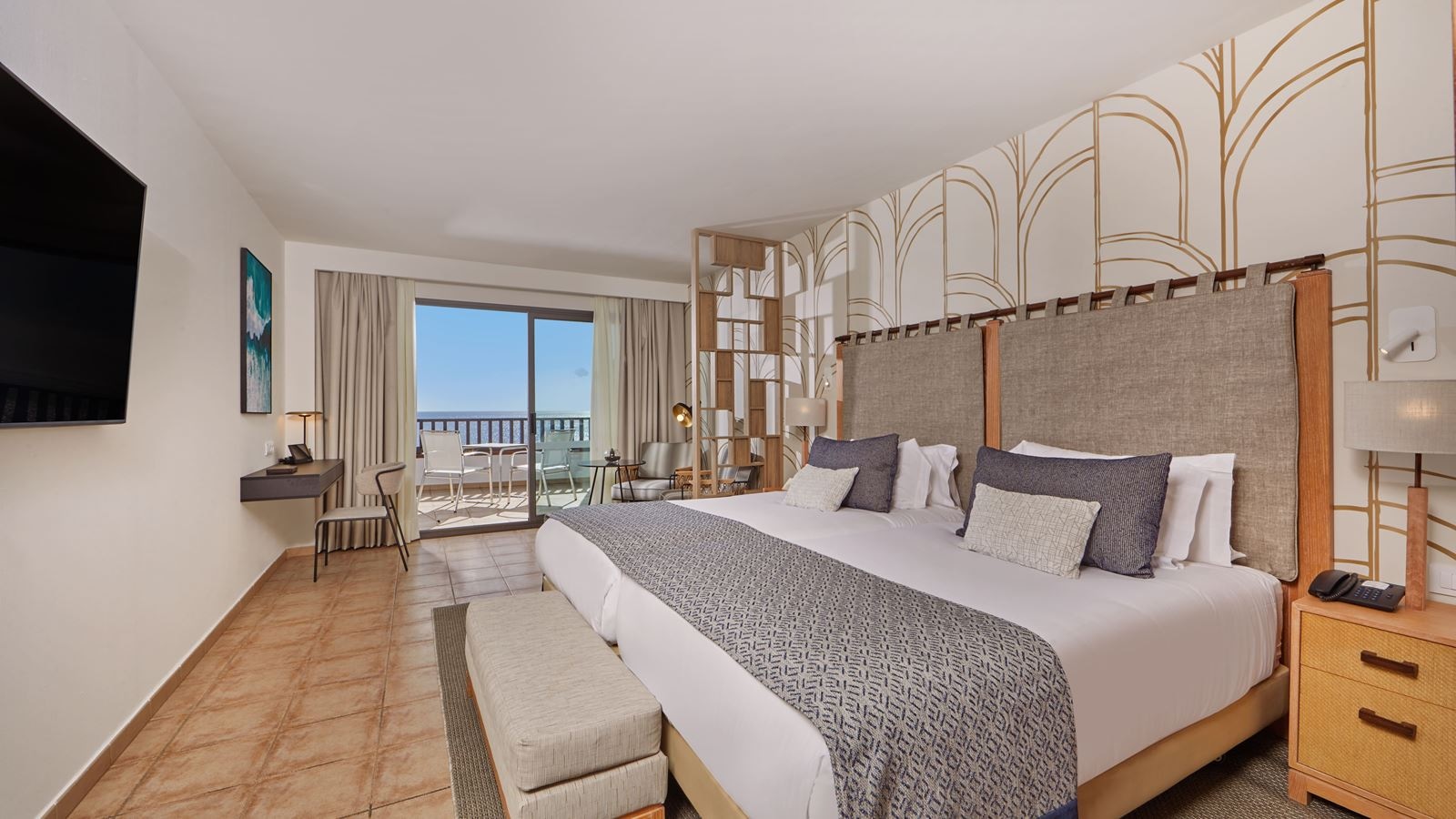 rooms-junior-suite-ocean-view-preferred-club-balcony-or-terrace