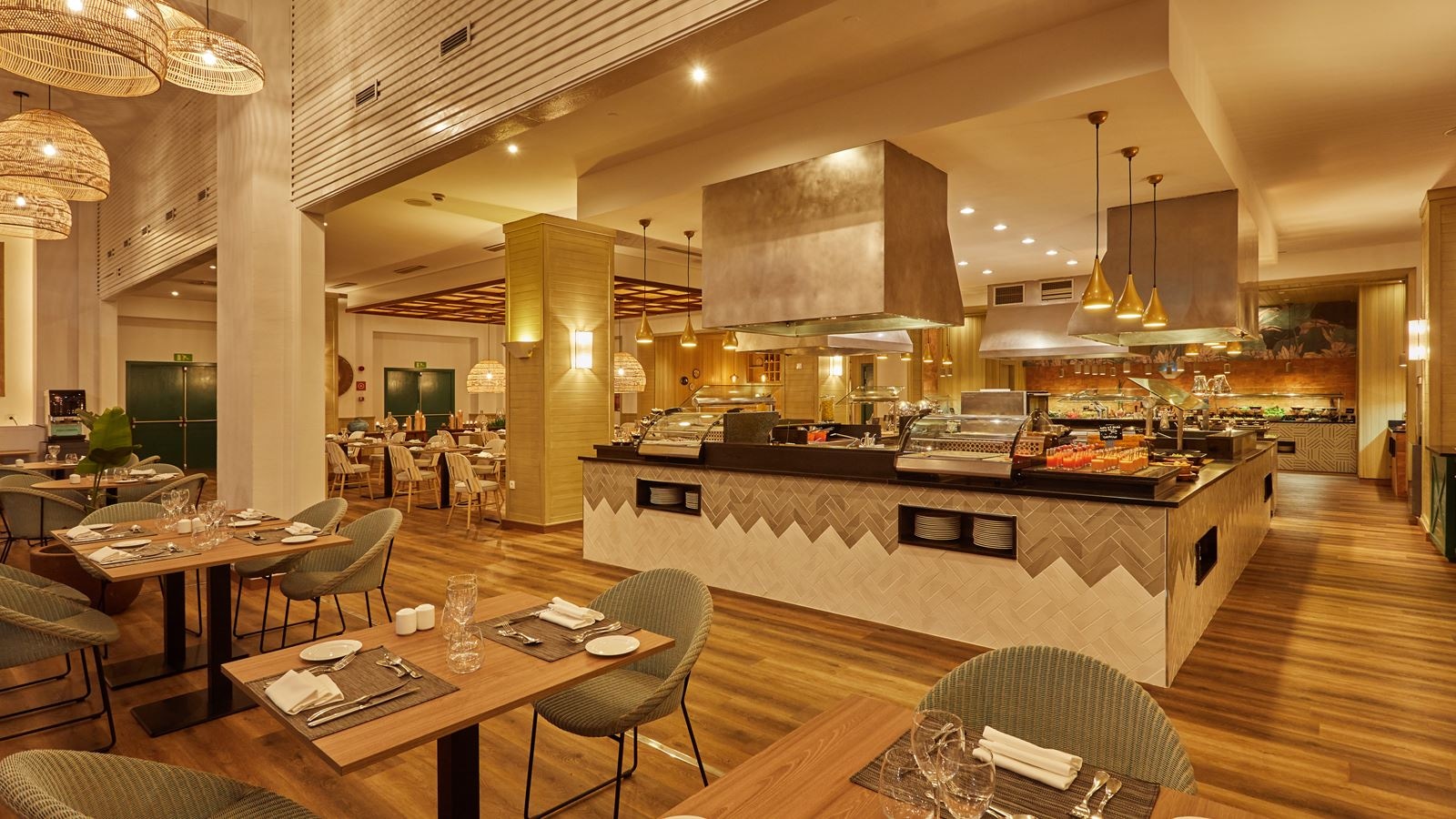 restaurants-world-café