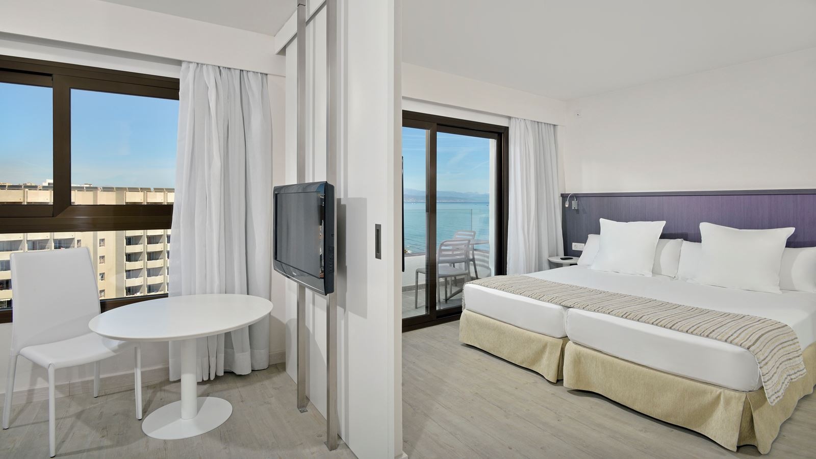 rooms-suite-mediterranean-sea-view