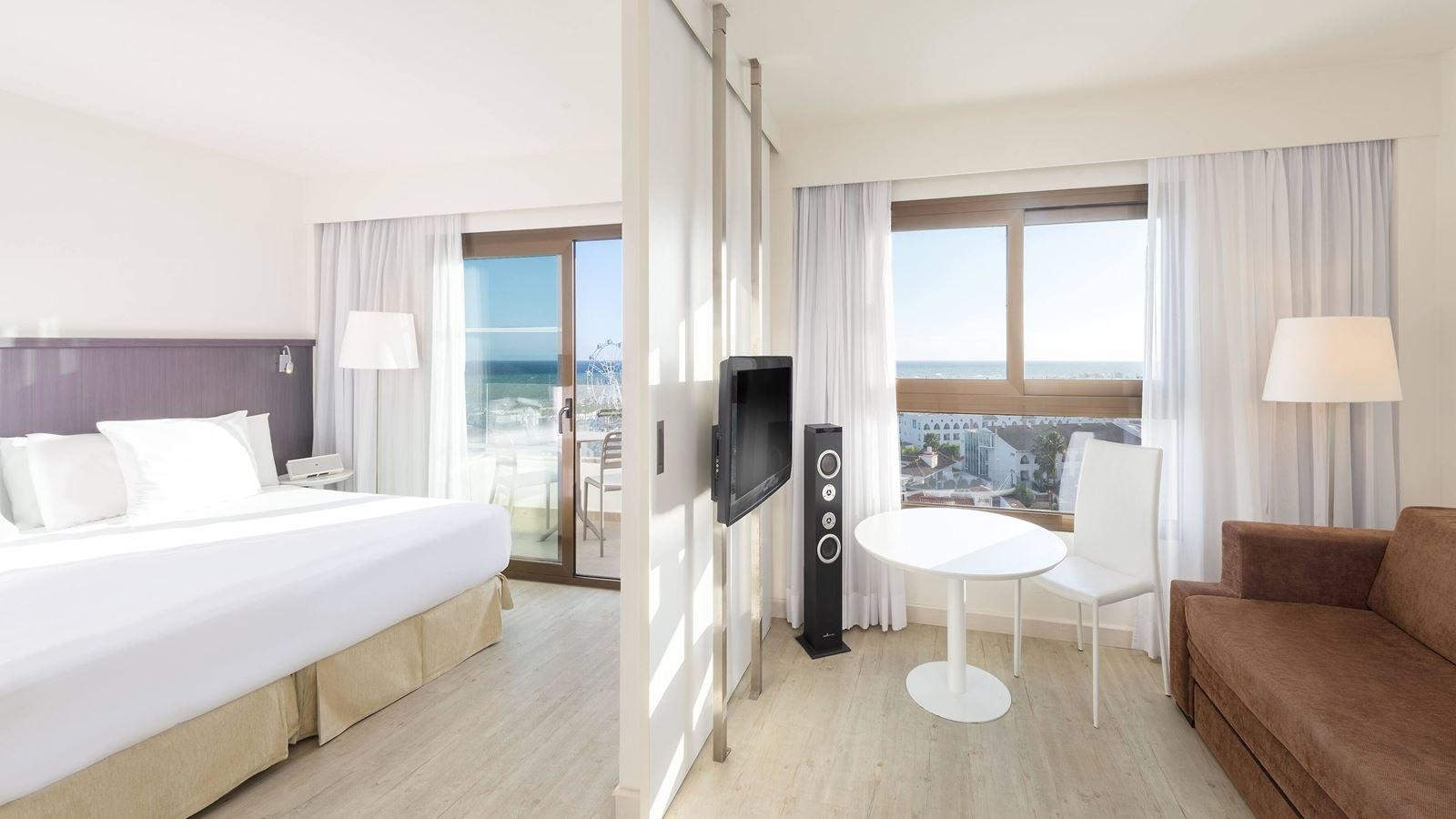 rooms-suite-mediterranean-sea-view