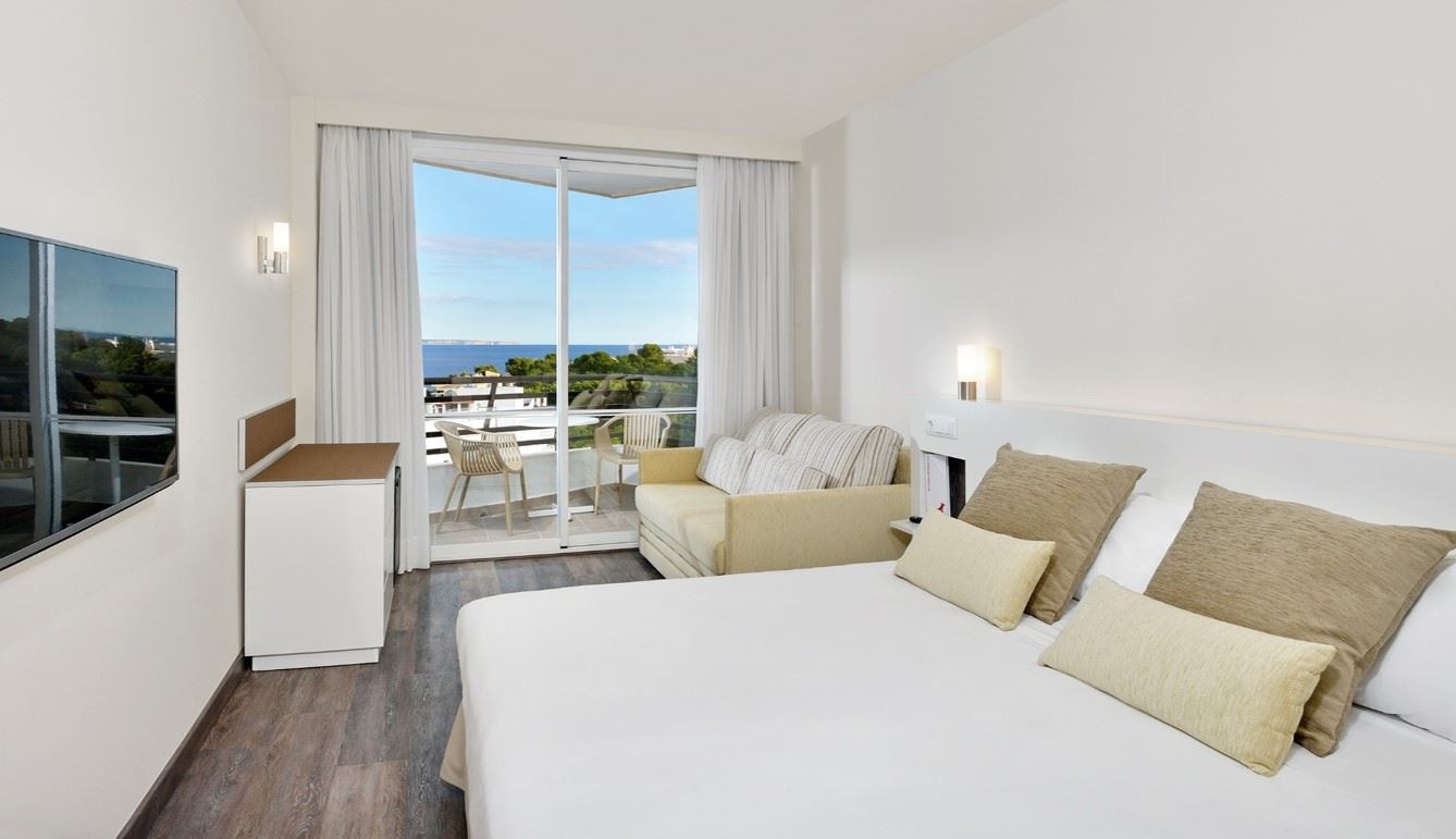 rooms-standard-room-frontal-sea-view-single-use