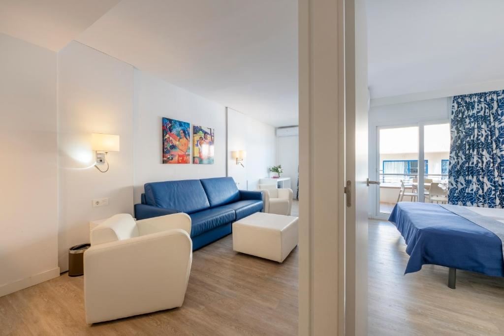 rooms-suite-vip-balcony-or-terrace