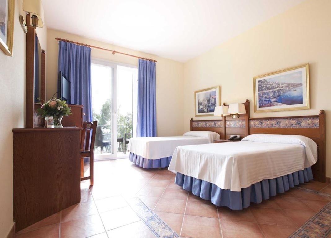 rooms-double-with-front-sea-view