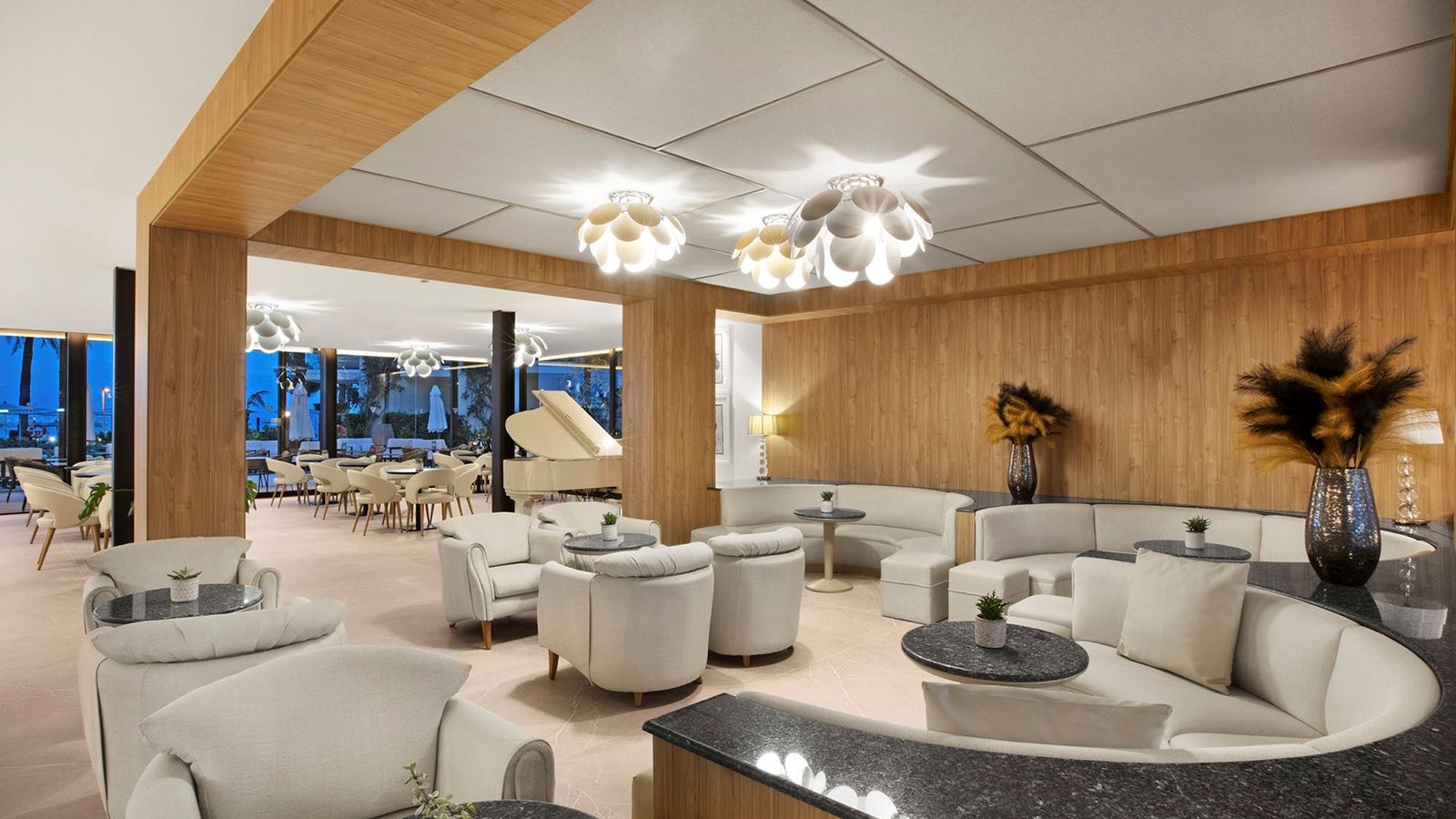 bars-bluemoon-lounge-bar