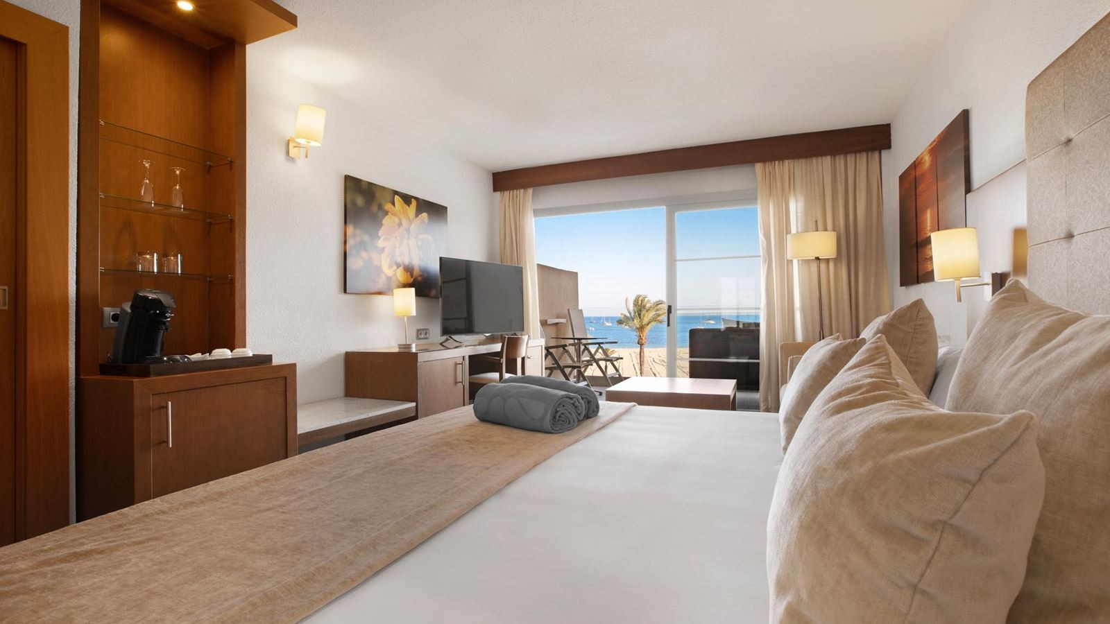 rooms-double-superior-sea-view-selection-club