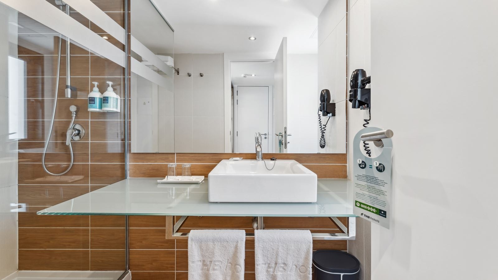 rooms-double-room-sea-view-balcony-or-terrace