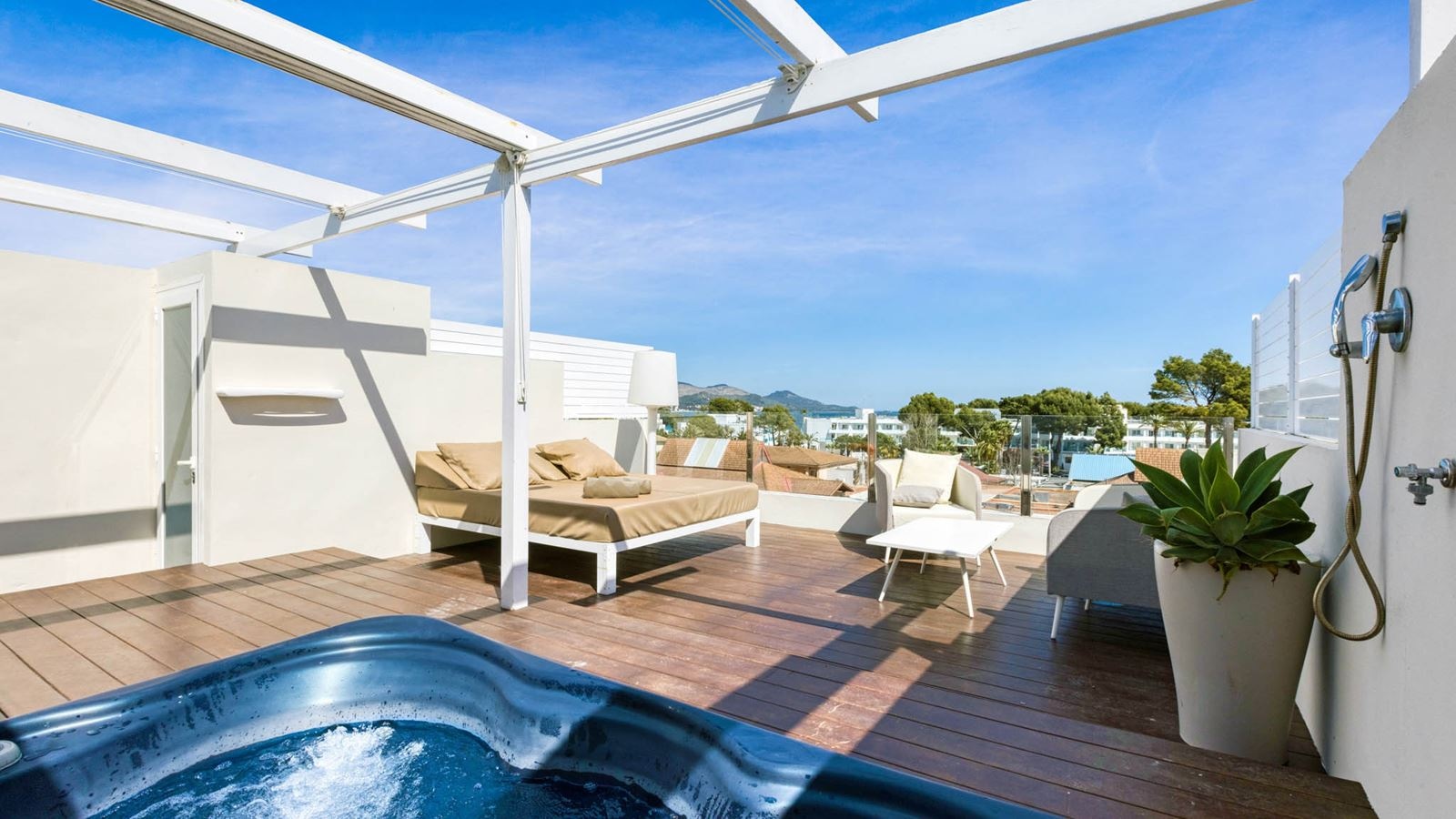 rooms-apt-1-bedroom-royal-terrace-selection-club