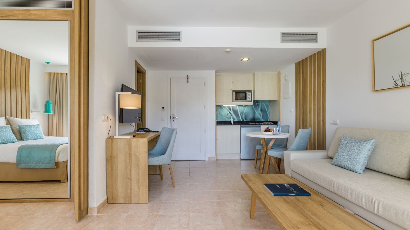 rooms-one-bedroom-suite