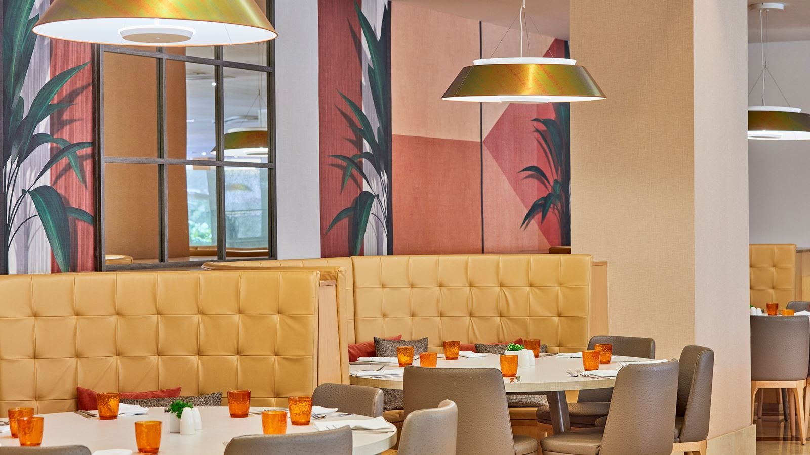 restaurants-caprice-restaurant-buffet