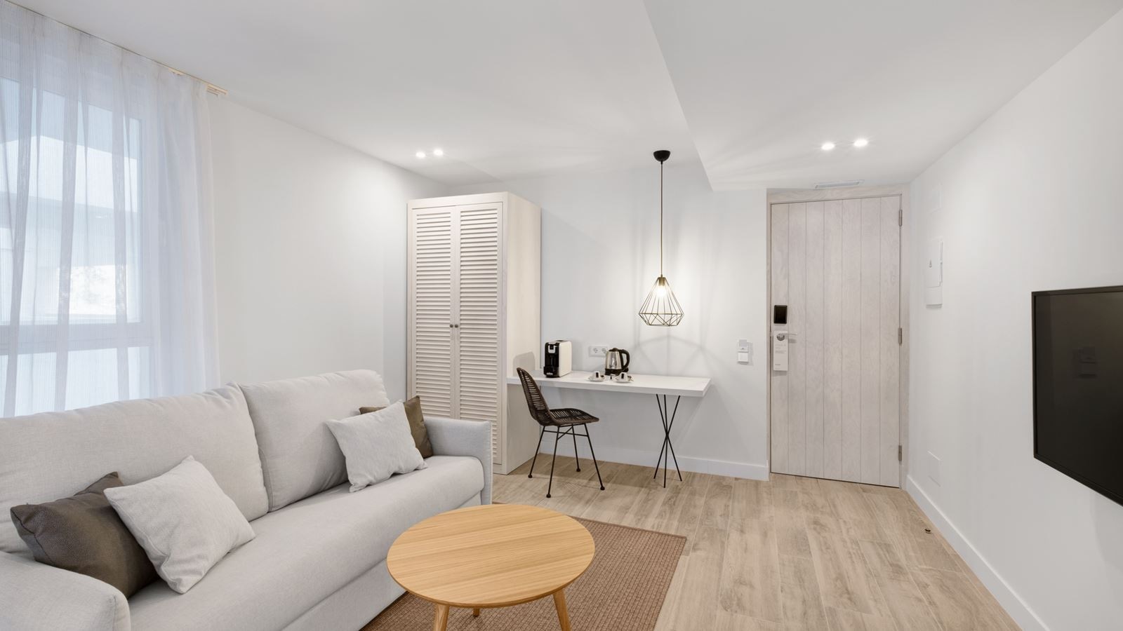 rooms-suite-junior-seaview-terrace