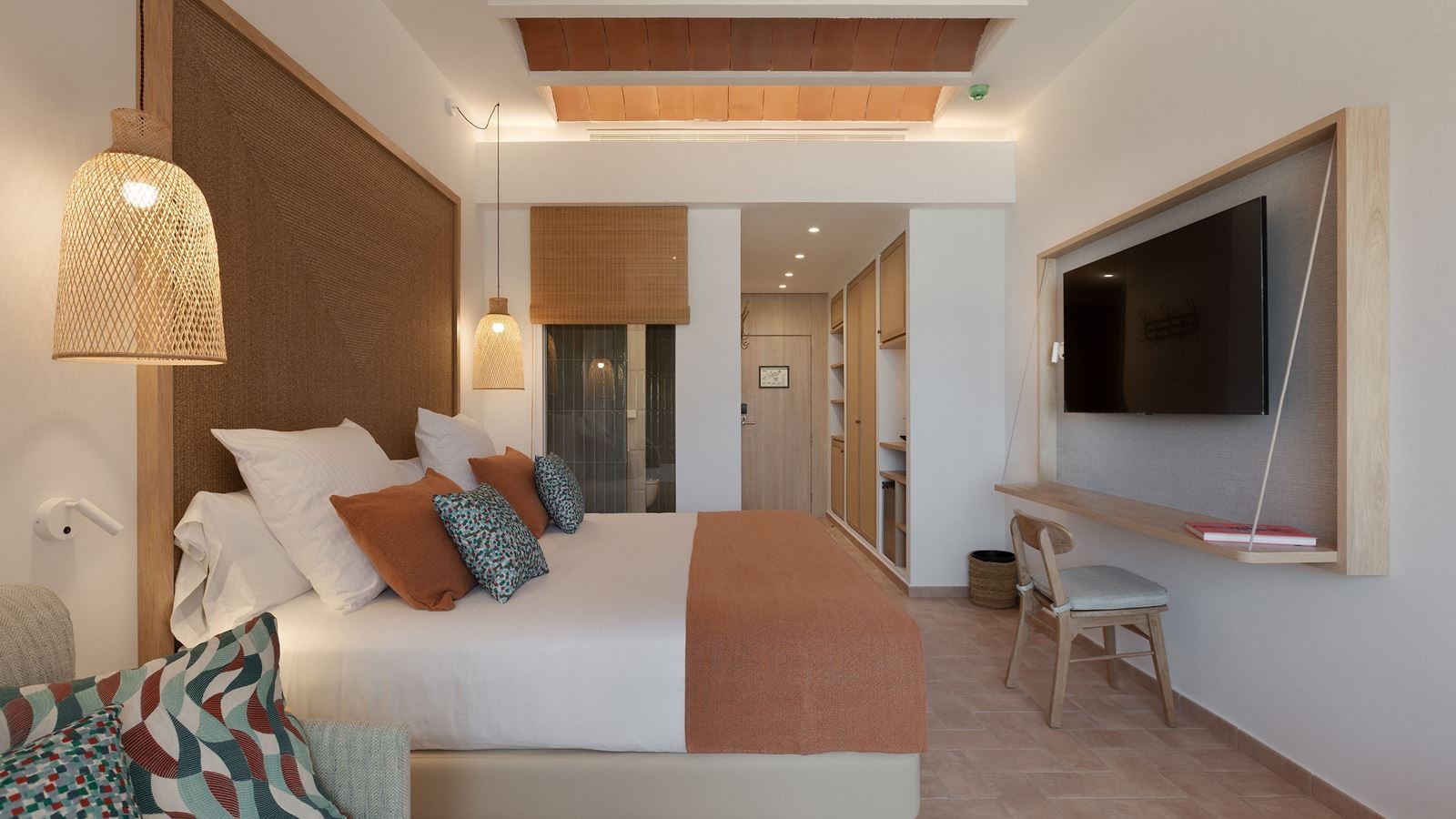 rooms-deluxe-sea-view-balcony-or-terrace