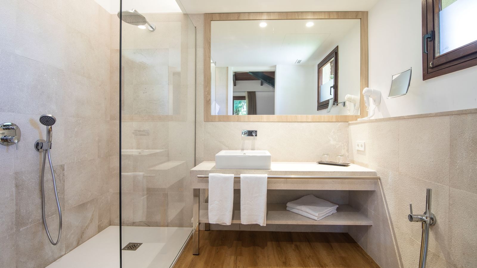 rooms-family-suite-plus