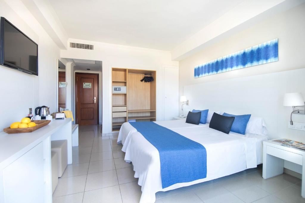 rooms-twin-room-sea-view