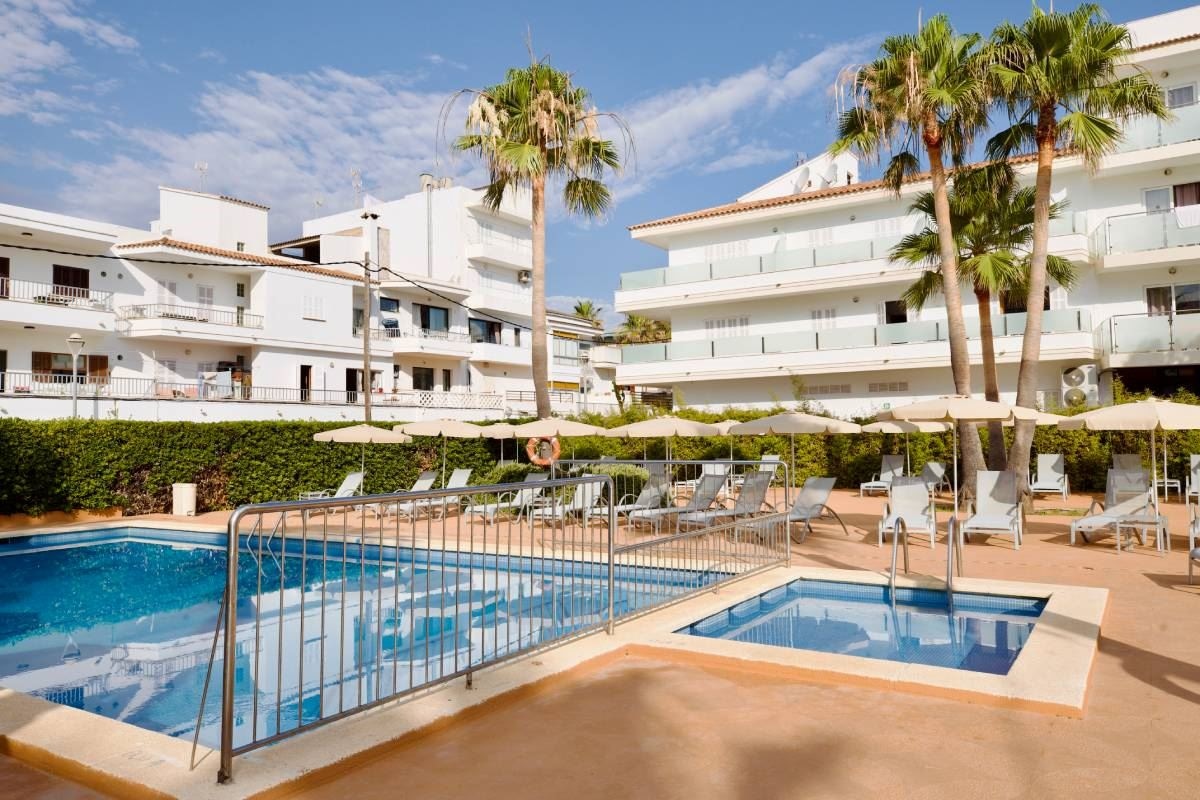 pools-outdoor-childrens-pool