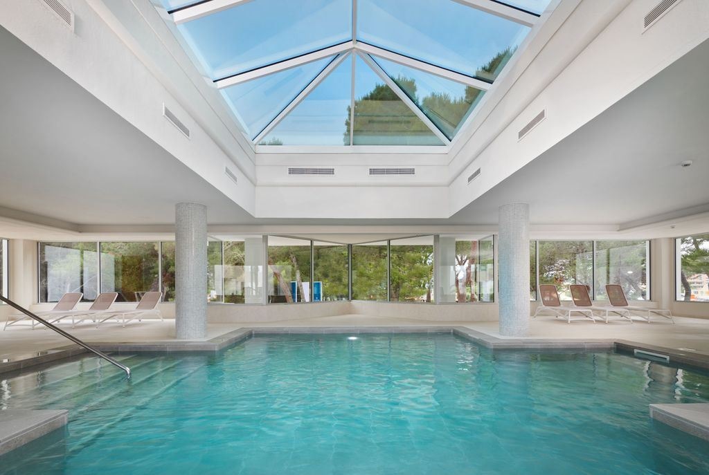 pools-indoor-pool