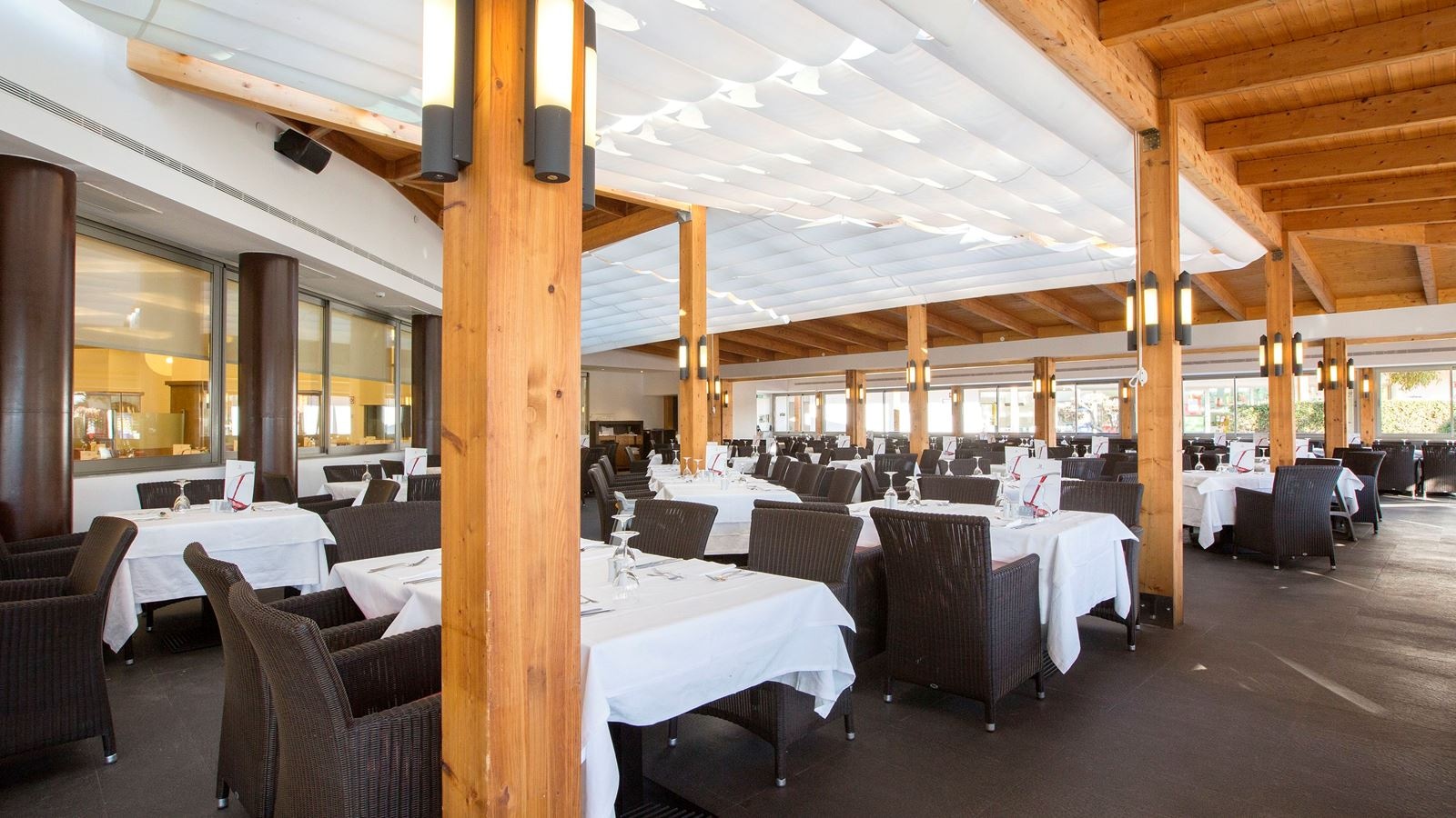 restaurants-main-restaurant