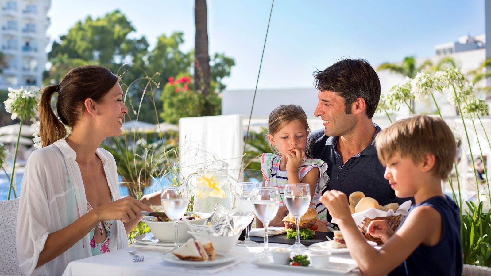 restaurants-snack-bar