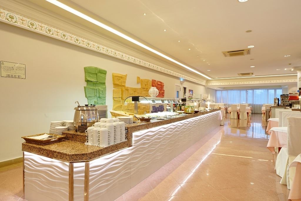 restaurants-restaurants