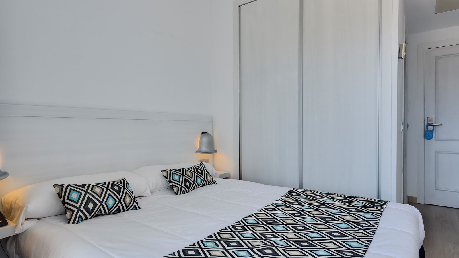 rooms-individual-balcony-or-terrace