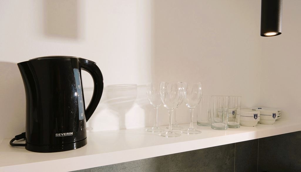 rooms-apartment-side-sea-view