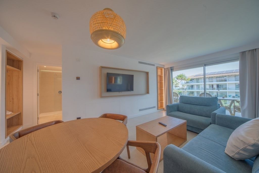 rooms-apartment-side-sea-view